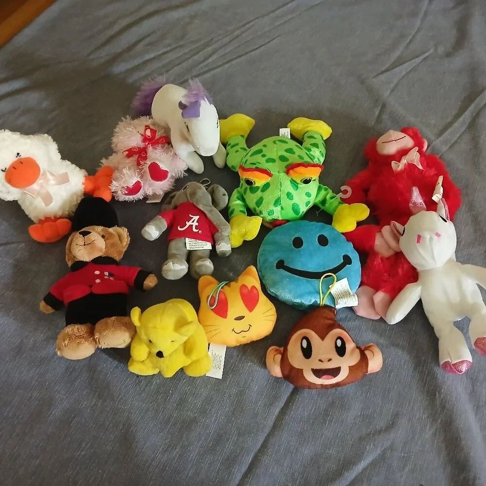 Lot various little plush x 12 used